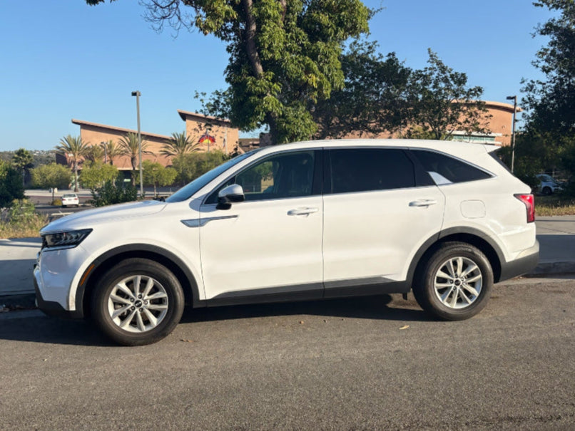 Front view of 2022 Kia Sorento SUV for rent in San Diego
