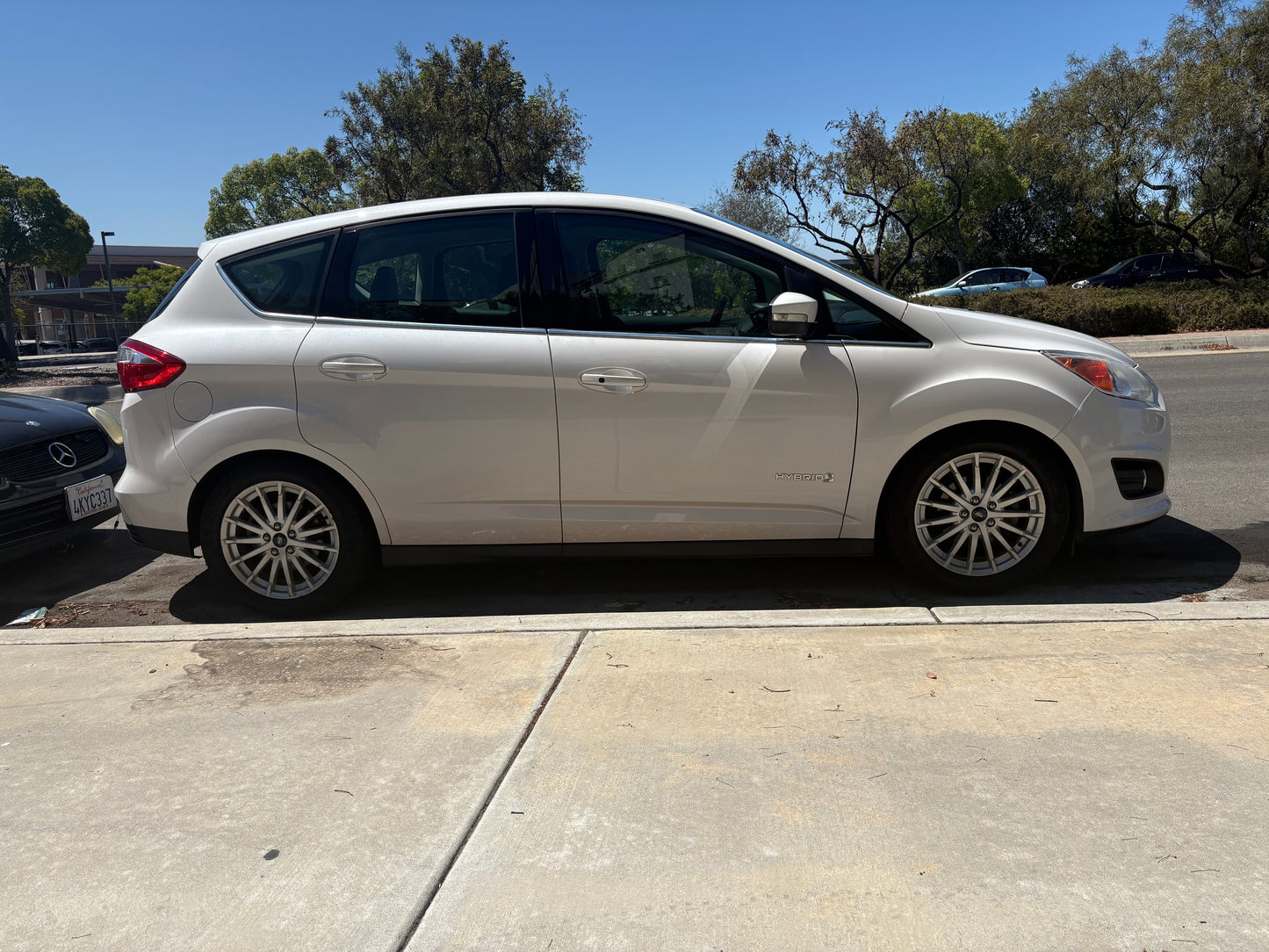 Ford Fusion CMax Hybrid