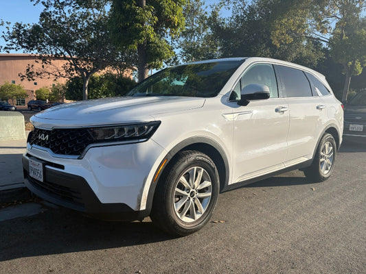 Kia Sorento SUV parked near San Diego airport